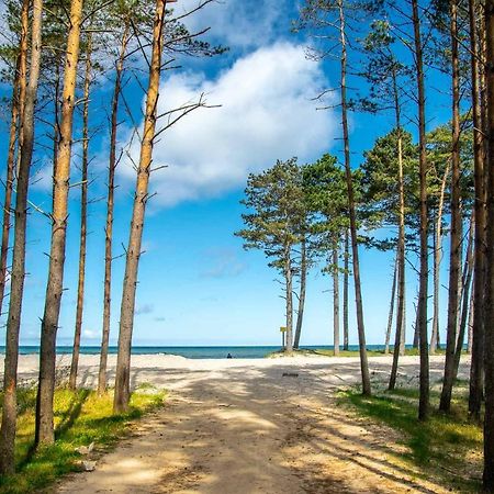 Domki Letniskowe I Pokoje Savana Nad Morzem Jarosławiec Exterior foto